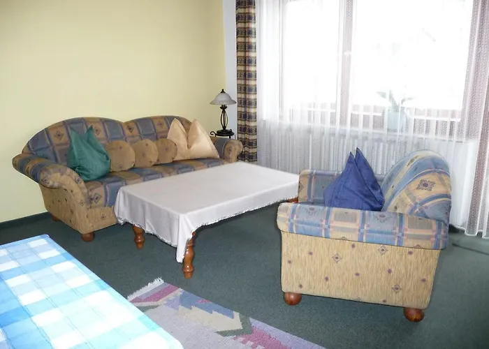 Lederer بيت ضيافة 3*